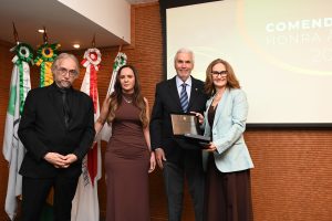 Homenageada: Dra. Ana Teresa Fernandes Barbosa